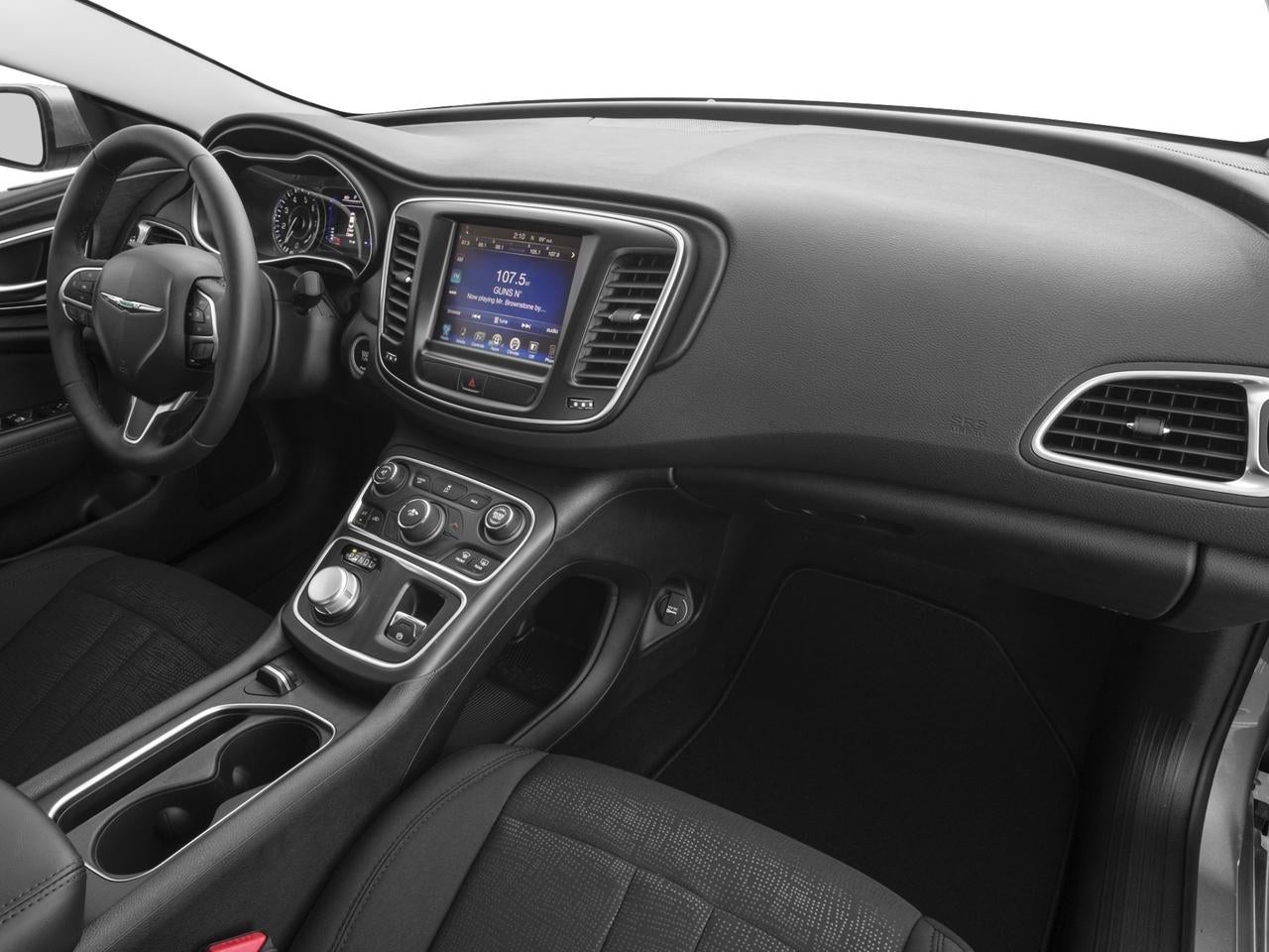 2016 Chrysler 200 4dr Sdn Limited FWD