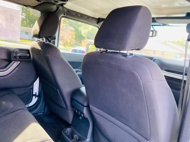 2015 Jeep Wrangler Unlimited 4WD 4dr Sport