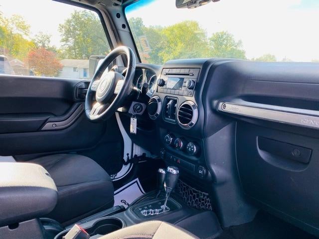 2015 Jeep Wrangler Unlimited 4WD 4dr Sport