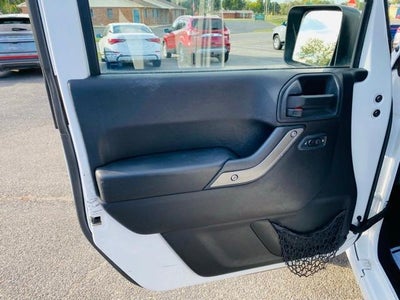 2015 Jeep Wrangler Unlimited 4WD 4dr Sport