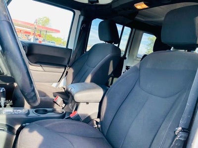 2015 Jeep Wrangler Unlimited 4WD 4dr Sport