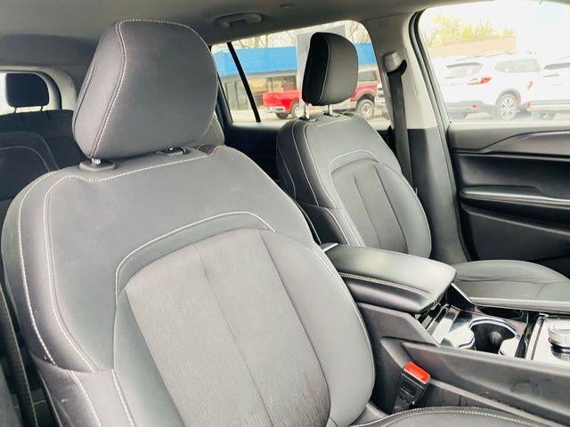 2023 Jeep Grand Cherokee L Laredo 4x4
