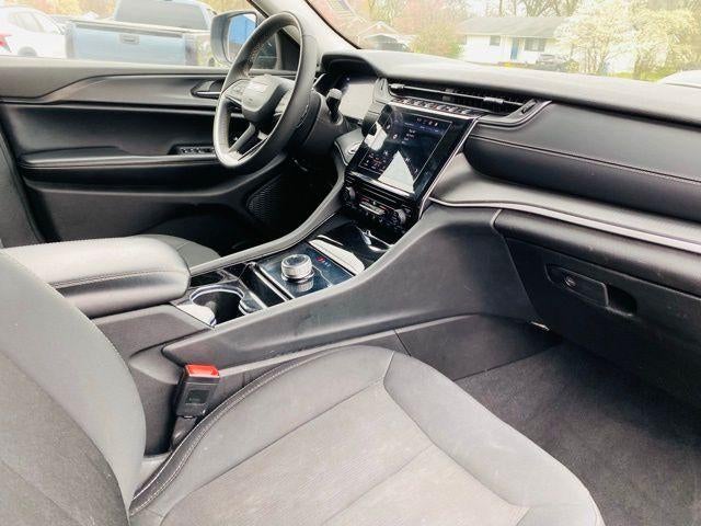 2023 Jeep Grand Cherokee L Laredo 4x4