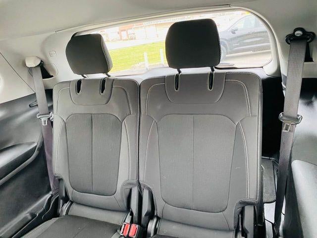 2023 Jeep Grand Cherokee L Laredo 4x4