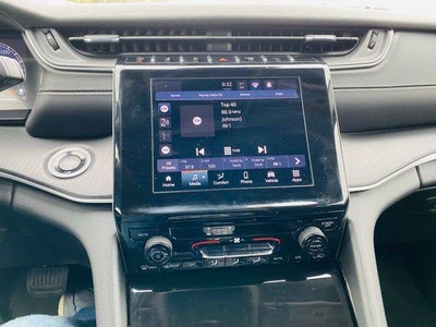 2023 Jeep Grand Cherokee L Laredo 4x4