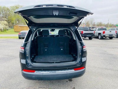 2023 Jeep Grand Cherokee L Laredo 4x4