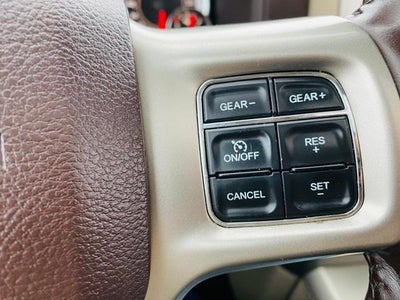 2014 RAM 1500 4WD Quad Cab 6.4 Ft Box Laramie