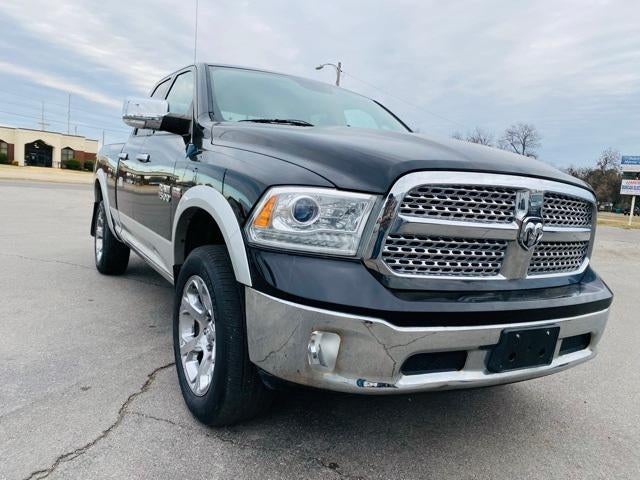 2014 RAM 1500 4WD Quad Cab 6.4 Ft Box Laramie