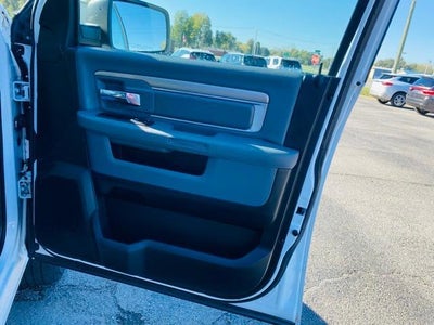 2019 RAM 1500 Classic SLT 4x4 Crew Cab 6'4" Box