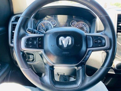 2021 RAM 1500 Tradesman 4x4 Crew Cab 5'7" Box