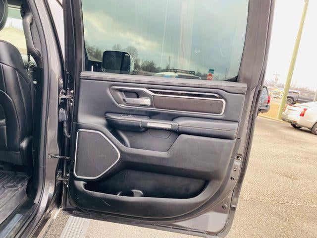 2019 RAM 1500 Laramie 4x4 Crew Cab 5'7" Box