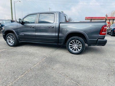 2019 RAM 1500 Laramie 4x4 Crew Cab 5'7" Box