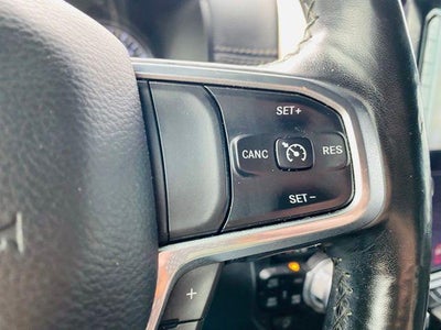 2019 RAM 1500 Laramie 4x4 Crew Cab 5'7" Box