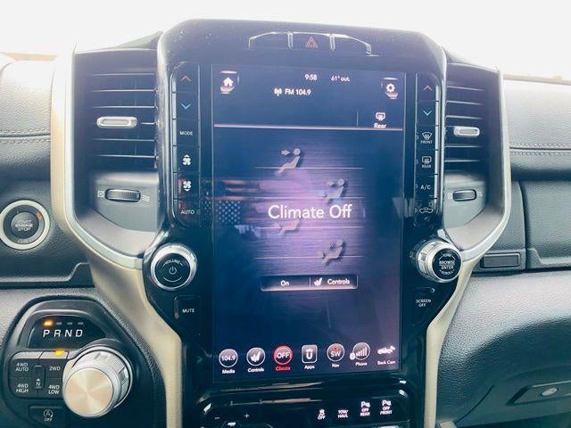 2019 RAM 1500 Laramie 4x4 Crew Cab 5'7" Box