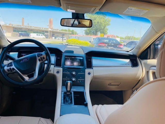 2015 Ford Taurus 4dr Sdn SEL FWD