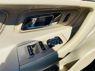 2015 Ford Taurus 4dr Sdn SEL FWD