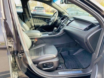 2016 Ford Taurus 4dr Sdn SHO AWD