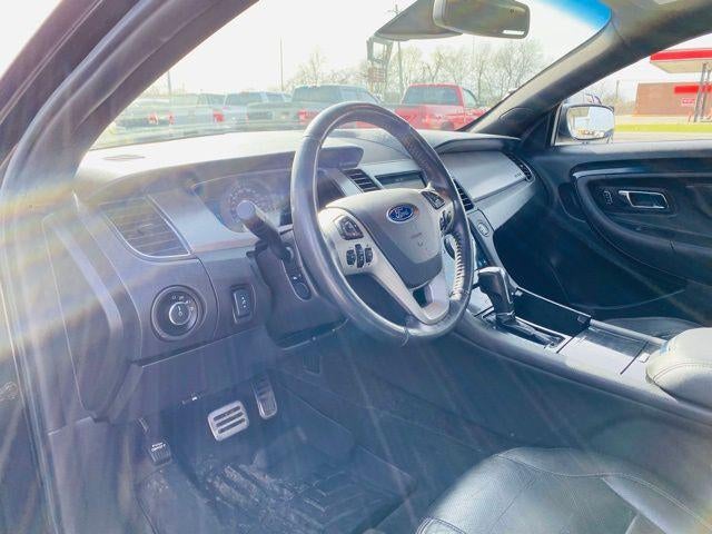 2016 Ford Taurus 4dr Sdn SHO AWD