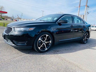 2016 Ford Taurus 4dr Sdn SHO AWD