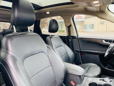 2020 Ford Escape Titanium AWD