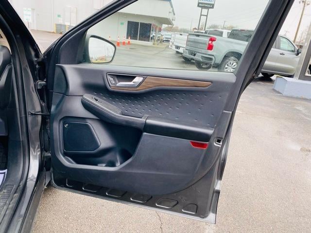 2020 Ford Escape Titanium AWD