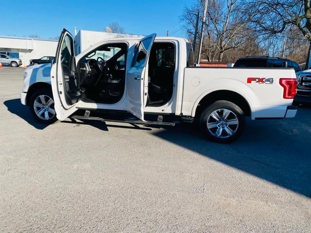 2015 Ford F-150 4WD SuperCrew 5-1/2 Ft Box Platinum