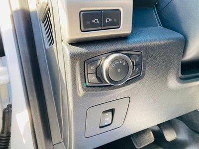 2015 Ford F-150 4WD SuperCrew 5-1/2 Ft Box Platinum