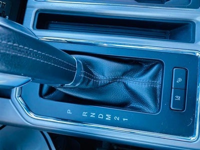 2015 Ford F-150 4WD SuperCrew 5-1/2 Ft Box Platinum