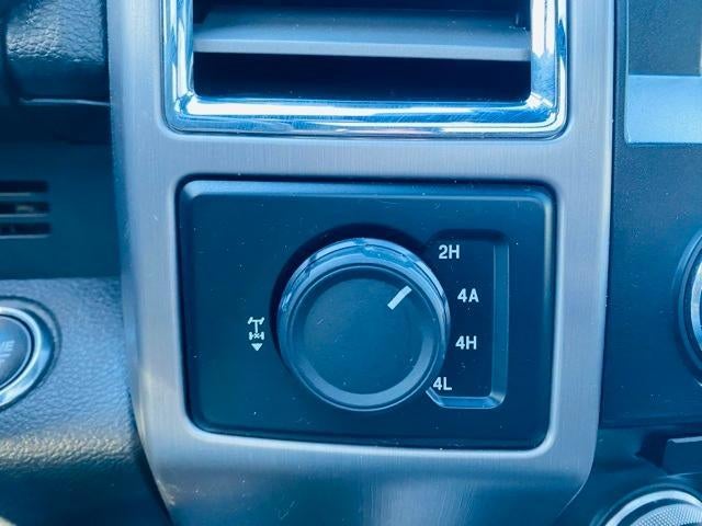 2015 Ford F-150 4WD SuperCrew 5-1/2 Ft Box Platinum