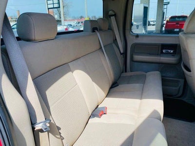 2006 Ford F-150 4WD SuperCrew Styleside 5-1/2 Ft Box XLT