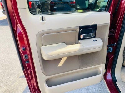 2006 Ford F-150 4WD SuperCrew Styleside 5-1/2 Ft Box XLT