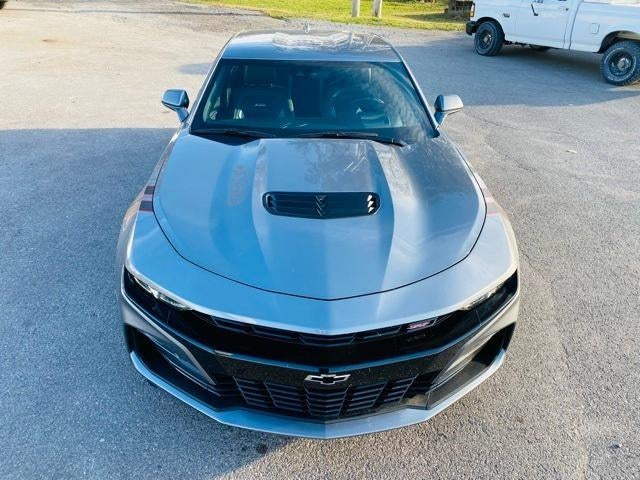 2019 Chevrolet Camaro 2dr Coupe 2SS