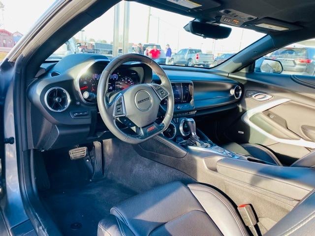 2019 Chevrolet Camaro 2dr Coupe 2SS