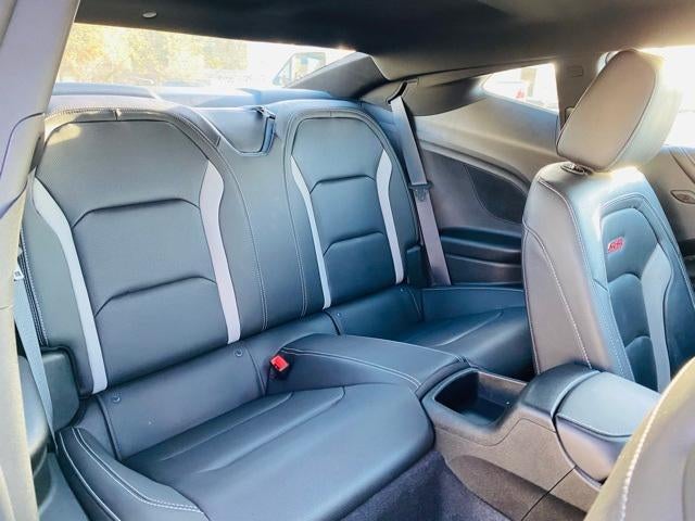 2019 Chevrolet Camaro 2dr Coupe 2SS