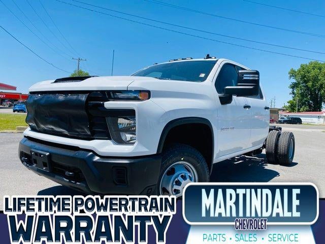 2026 Chevrolet Silverado 3500 HD CC 4WD Crew Cab 177" WB, 60" CA Work Truck