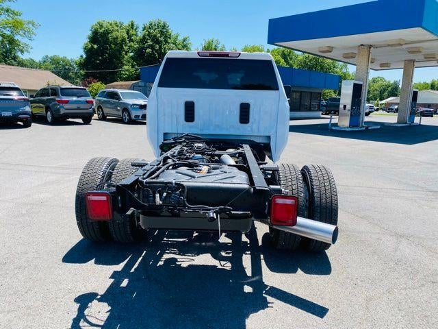 2026 Chevrolet Silverado 3500 HD CC 4WD Crew Cab 177" WB, 60" CA Work Truck