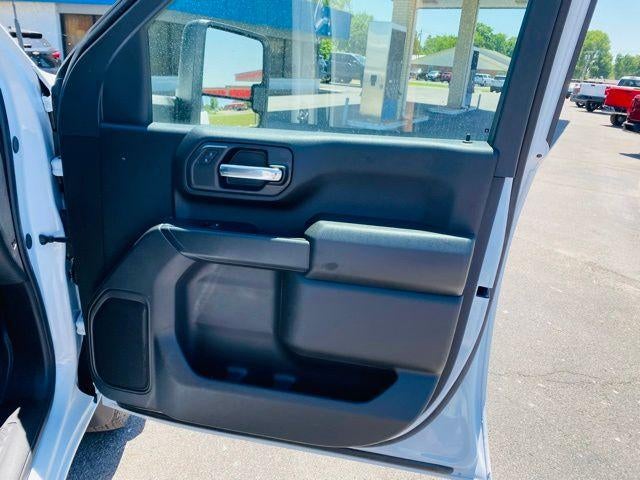 2026 Chevrolet Silverado 3500 HD CC 4WD Crew Cab 177" WB, 60" CA Work Truck