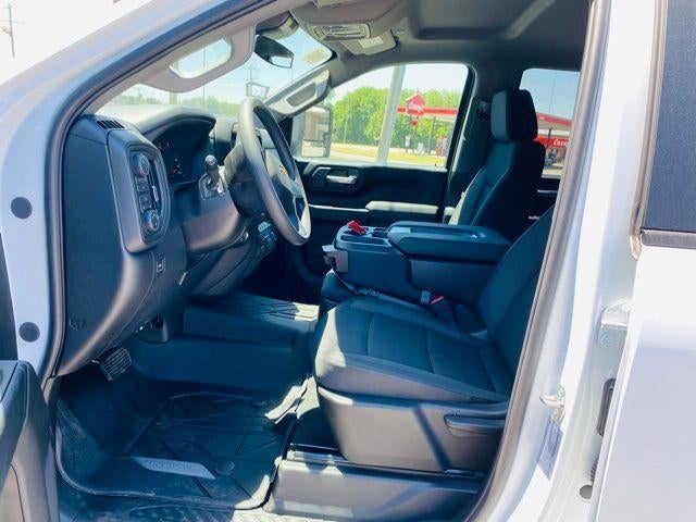 2026 Chevrolet Silverado 3500 HD CC 4WD Crew Cab 177" WB, 60" CA Work Truck