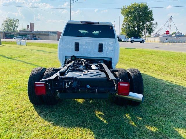 2026 Chevrolet Silverado 3500 HD CC 4WD Crew Cab 177" WB, 60" CA LT
