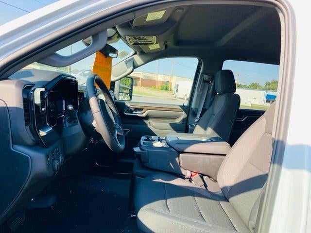 2026 Chevrolet Silverado 3500 HD CC 4WD Crew Cab 177" WB, 60" CA LT