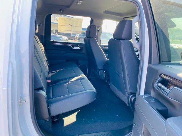 2026 Chevrolet Silverado 3500 HD CC 4WD Crew Cab 177" WB, 60" CA LT
