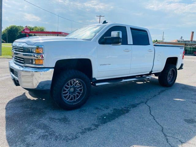 2018 Chevrolet Silverado 2500 HD Crew Cab Standard Box 4-Wheel Drive LT