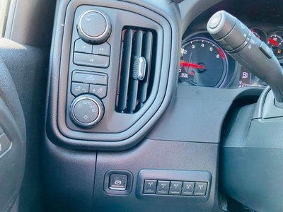 2026 Chevrolet Silverado 2500 HD Crew Cab Standard Box 4-Wheel Drive Custom