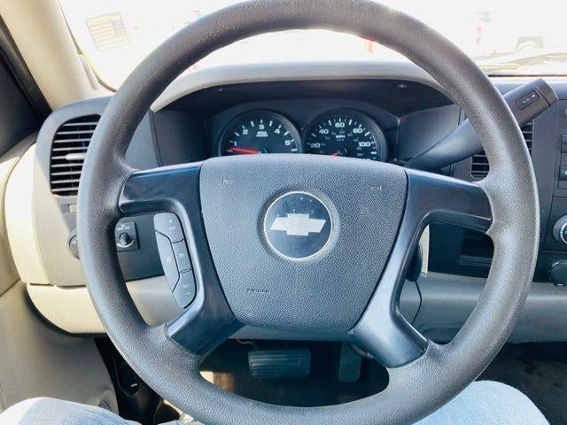 2008 Chevrolet Silverado 1500 4WD Regular Cab Standard Box Work Truck