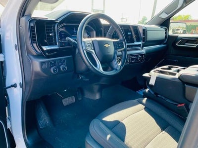 2024 Chevrolet Silverado 1500 Crew Cab Standard Box 4-Wheel Drive LT