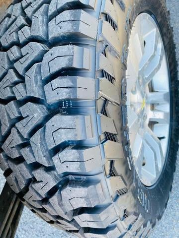 2014 Chevrolet Silverado 1500 Double Cab Standard Box 4-Wheel Drive LT w/1LT