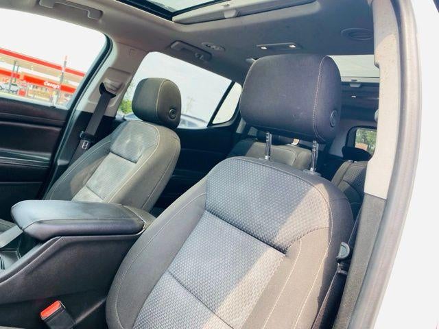 2022 GMC Acadia AWD SLE