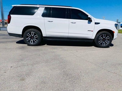 2023 GMC Yukon XL 4WD 4dr AT4
