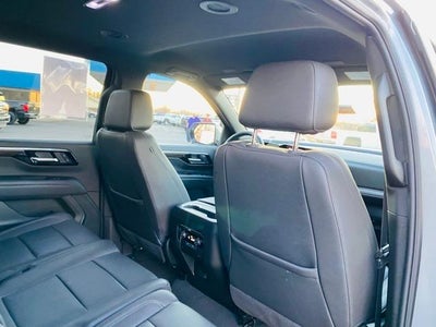 2025 Chevrolet Suburban 4WD Z71