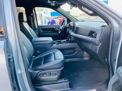 2025 Chevrolet Suburban 4WD Z71